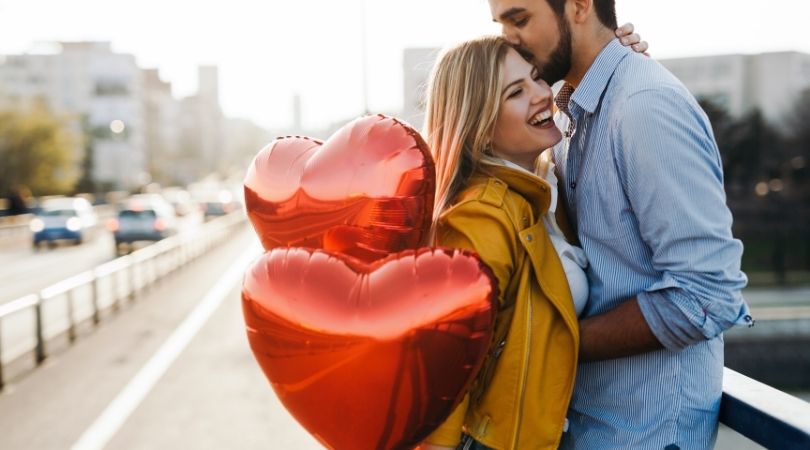 Was Sie ihr zum Valentinstag schenken sollten, nach Astrologie im Jahr 2022