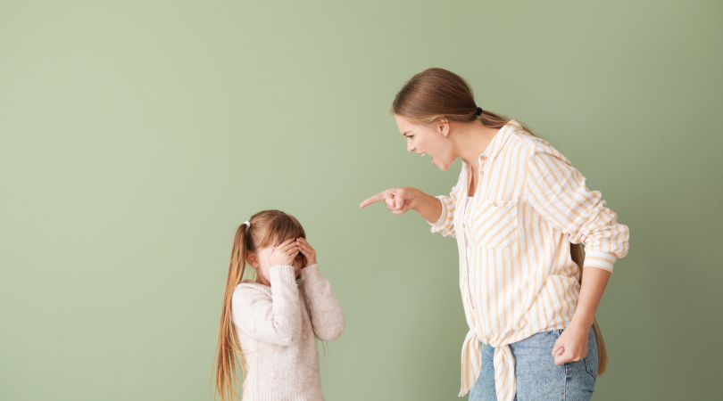 3 Arten, wie narzisstische Eltern Kinder missbrauchen