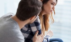 6 Dinge, die Sie wissen müssen, wenn Sie mit jemandem ausgehen, der vor Ihnen in einer gewalttätigen Beziehung war