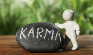 12 Karma-Gesetze, die dein Leben verändern werden