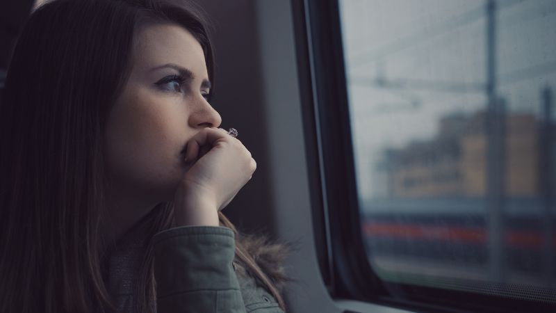 11 Verhaltensweisen von Menschen mit verborgener Depression