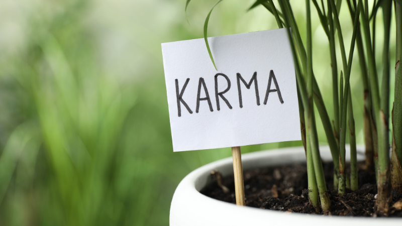 Karma Sprüche und Zitate: Weise Worte für Selbstreflexion und Inspiration